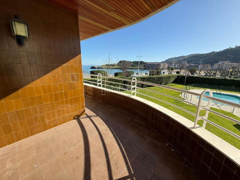 Foto c0736676-d702-4a83-a314-95ada084dd07. Pis amb calefacció aparcament piscina a Brazomar Castro - Urdiales