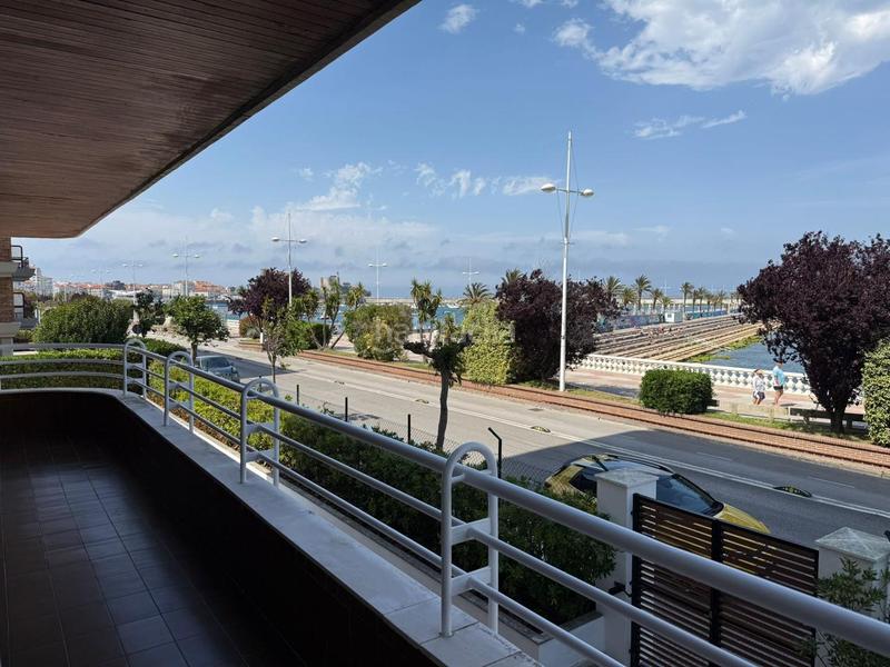 Foto c12e048a-0bf7-425b-b9bb-0c76185051f8. Pis amb calefacció aparcament piscina a Brazomar Castro - Urdiales
