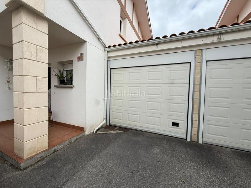 Foto 23864f0b-a6a3-40c8-8d85-68ff7e002395. Casa pareada en Samano Castro - Urdiales