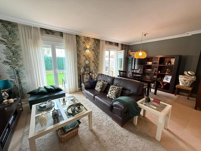 Foto 4271ea0f-8f42-4657-b899-748026402962. Casa pareada en Samano Castro - Urdiales