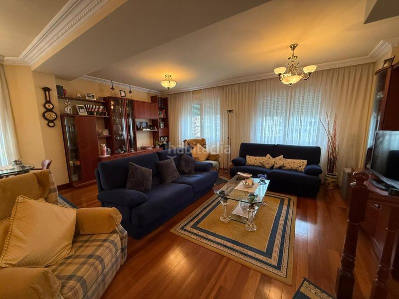 Foto a6fa2bee-6868-4245-aa3a-cd185274462e. Casa adossada amb calefacció aparcament piscina a Castro - Urdiales