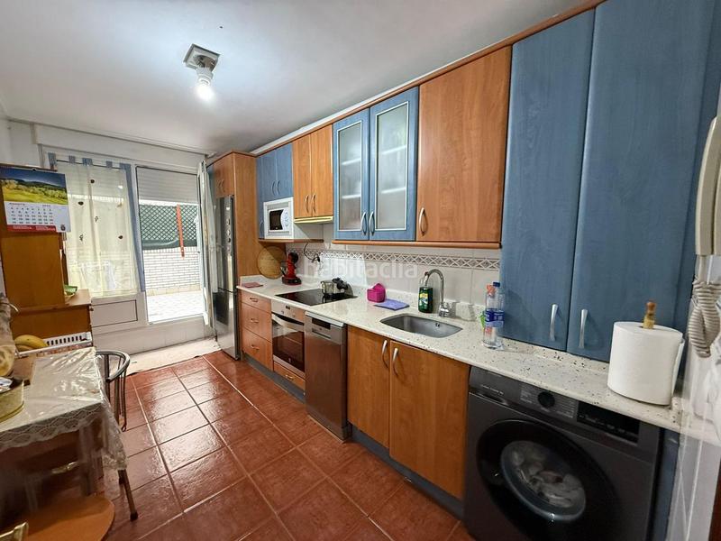 Foto ac93dbd3-3974-44ae-8291-32794ccada51. Piano terra con riscaldamento parcheggio in Cotolino Castro - Urdiales