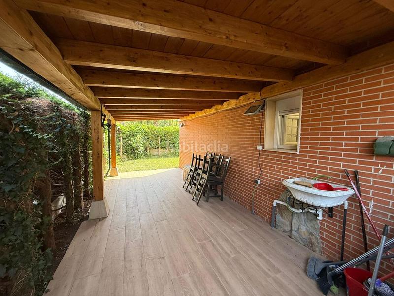 Foto 8f5882cf-cbaf-40fa-a836-c14016c3850a. Casa bifamiliare con riscaldamento parcheggio in Mioño-Santullán Castro - Urdiales