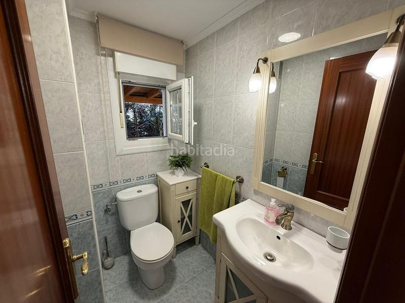 Foto fa23f6b8-dd0f-4e89-a5be-25a0bf926e52. Casa bifamiliare con riscaldamento parcheggio in Mioño-Santullán Castro - Urdiales