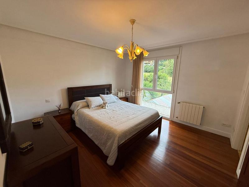 Foto 8cf868d8-400a-428e-9606-df1603cbc11c. Casa a schiera con riscaldamento parcheggio in Mioño-Santullán Castro - Urdiales