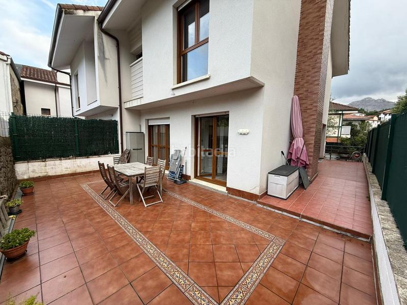Foto ae1e6c44-1378-433a-8d12-3291c7c9ca13. Casa a schiera con riscaldamento parcheggio in Mioño-Santullán Castro - Urdiales