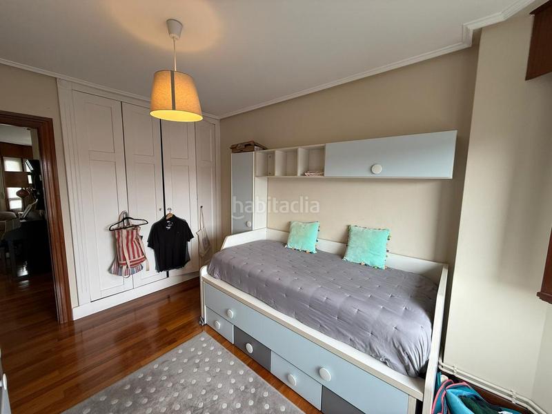 Foto 930abaf4-2072-4c59-ae57-f9f28bb7ce82. Penthouse in menéndez pelayo 51 in Brazomar Castro - Urdiales