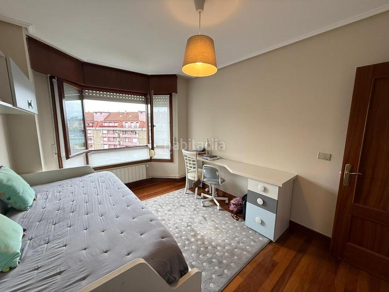Foto 9413dc2e-2fd8-4bb8-8dc9-42621d3e7b75. Penthouse in menéndez pelayo 51 in Brazomar Castro - Urdiales