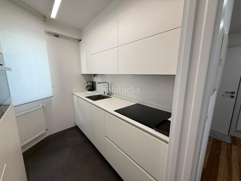 Foto b3d2bb79-7d17-4f19-ba63-088d95061244. Piso en Cotolino Castro - Urdiales