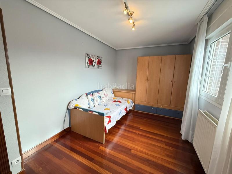 Foto fdf59c2c-1bea-443f-afbc-7972dfad327d. Appartement dans ataúlfo argenta 6 dans Cotolino Castro - Urdiales