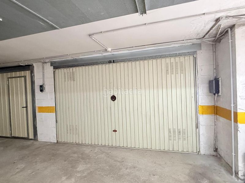 Foto a1e0dae1-00ea-47a4-8940-092c4423f39e. Posto auto in Playa Ostende Castro - Urdiales