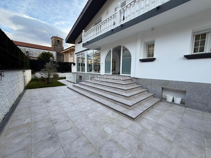 Foto 50617d15-104d-45c6-922f-2b8c27dcbd34. Casa amb calefacció aparcament piscina a Samano Castro - Urdiales