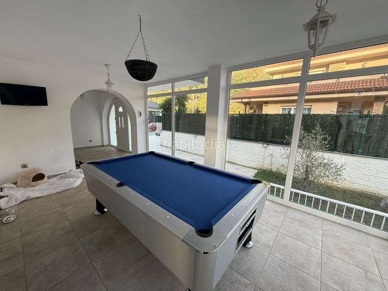 Foto 672089eb-f849-412b-acb1-ae4abb897c73. Casa amb calefacció aparcament piscina a Samano Castro - Urdiales