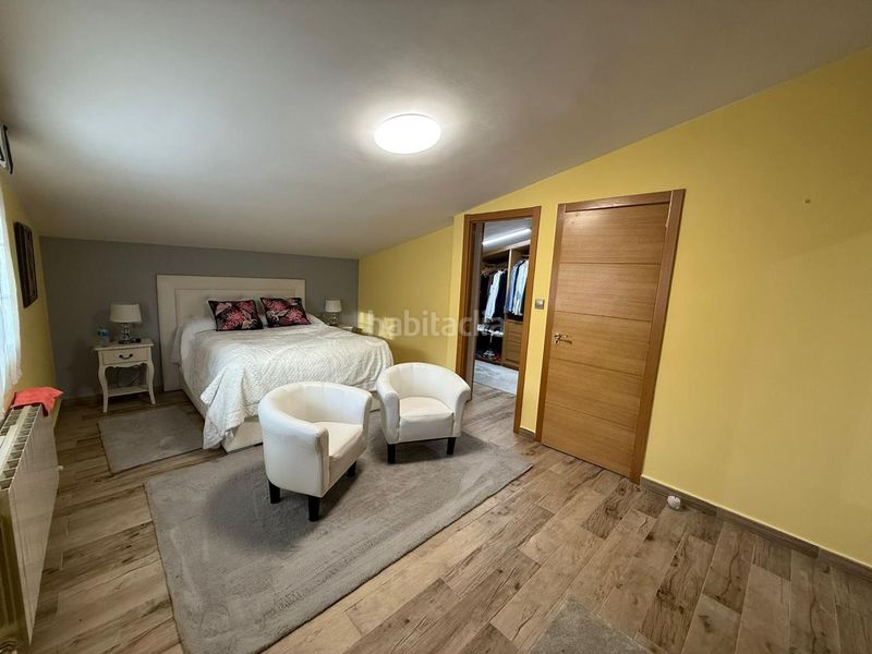 Foto 81302ef5-7587-4a4e-94e5-4330f50c5d8e. Casa amb calefacció aparcament piscina a Samano Castro - Urdiales