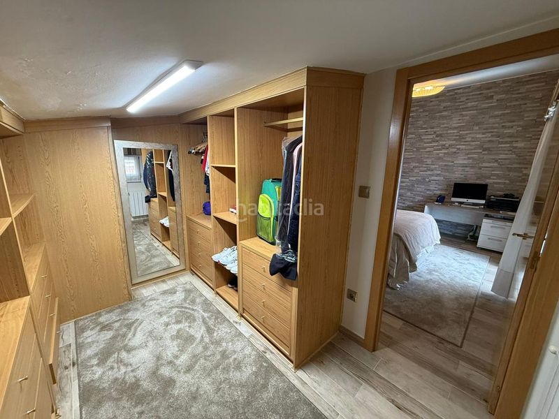 Foto 8bd81762-f053-4ea4-9233-f1d306751d8e. Casa amb calefacció aparcament piscina a Samano Castro - Urdiales