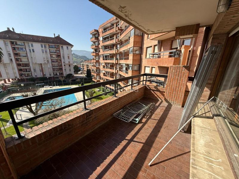 Foto 48e4c284-979a-44b7-8f85-15c33c1b52d7. Appartamento in menéndez pelayo 54 in Brazomar Castro - Urdiales