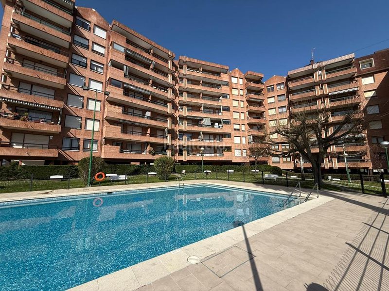 Foto d5a5d585-504a-4a39-b0e6-2d8161f3246b. Appartamento in menéndez pelayo 54 in Brazomar Castro - Urdiales