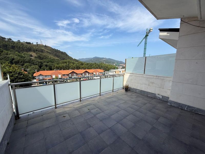 Foto a311298b-f1b0-4386-8f19-5dd84bee6bd7. Casa adossada a de españa 4 a Cotolino Castro - Urdiales