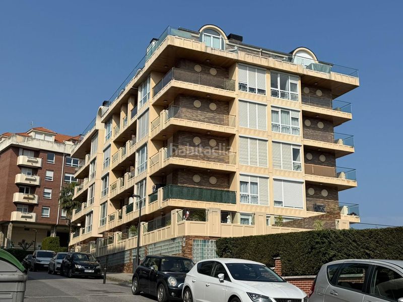 Foto ce23f3bc-b303-439d-ac96-7deb2b738ae4. Planta baixa amb calefacció aparcament a Playa Ostende Castro - Urdiales
