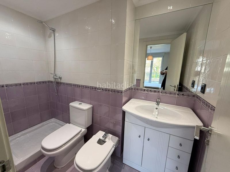Foto f54d2fbf-d483-4752-9109-d051fdc8a8ac. Planta baixa amb calefacció aparcament a Playa Ostende Castro - Urdiales