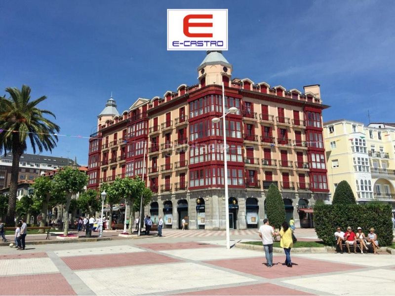 Foto b575e477-ba3f-400f-a8a3-2db53ffb84fd. Local comercial a Centro Castro - Urdiales