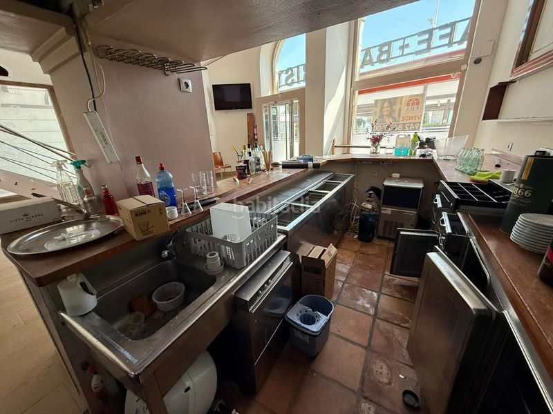 Foto b8a51e46-cbd7-4bf9-9d2a-195dea14c7a8. Local comercial a Centro Castro - Urdiales