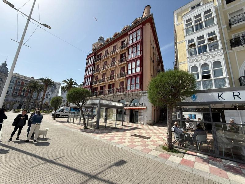 Foto d3512d6a-febc-47f2-be27-c63cc5c5091d. Local comercial a Centro Castro - Urdiales