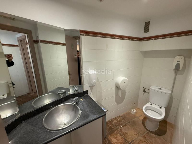 Foto e03d821b-a2fe-4e7c-8385-5f12eed9c93b. Local comercial a Centro Castro - Urdiales