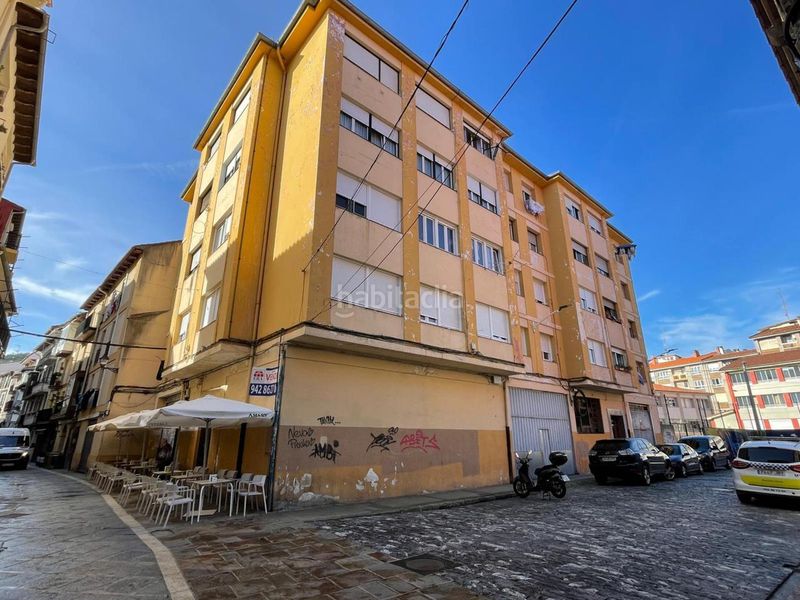 Foto 9acc38e5-da76-4d63-bc0d-53e4e160bfac. Local comercial a Centro Castro - Urdiales