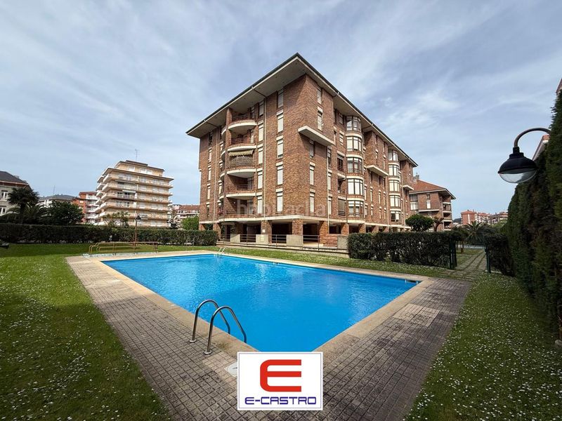 Foto 9b744a00-eb6d-40d5-9087-b8e4d88af21d. Pis a menéndez pelayo 49 a Brazomar Castro - Urdiales