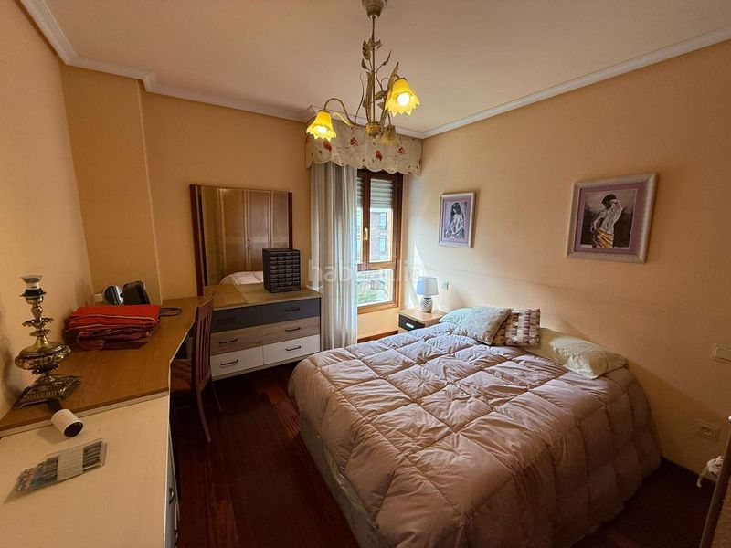 Foto 5780d28b-0e15-4e0e-b34f-da191b06cd86. Appartamento in paseo menéndez pelayo 49 in Brazomar Castro - Urdiales