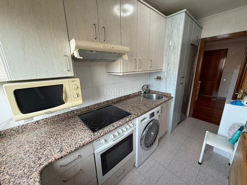 Foto b483c40e-856f-4406-a11a-c33ec55f94ec. Appartamento in paseo menéndez pelayo 49 in Brazomar Castro - Urdiales