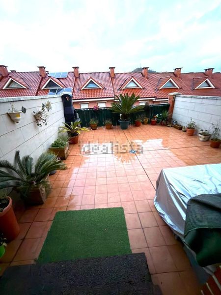 Foto 0afeddfd-0945-4118-a8c1-de56a4df773f. Casa adosada en Brazomar Castro - Urdiales