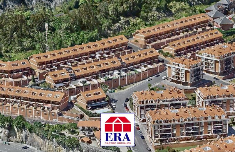 Foto 40d72a41-cd60-485a-b77e-9a62fd3cc02f. Casa adosada en Brazomar Castro - Urdiales