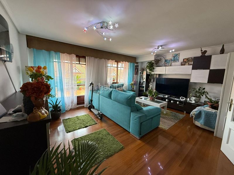 Foto 13d801ef-96d0-4225-9775-a02507b8d3c0. Casa adossada amb calefacció aparcament a Brazomar Castro - Urdiales