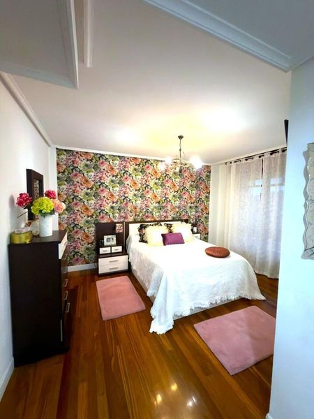 Foto 5efd7fdc-e97d-4b22-9ae0-184b1a19191a. Casa adossada amb calefacció aparcament a Brazomar Castro - Urdiales