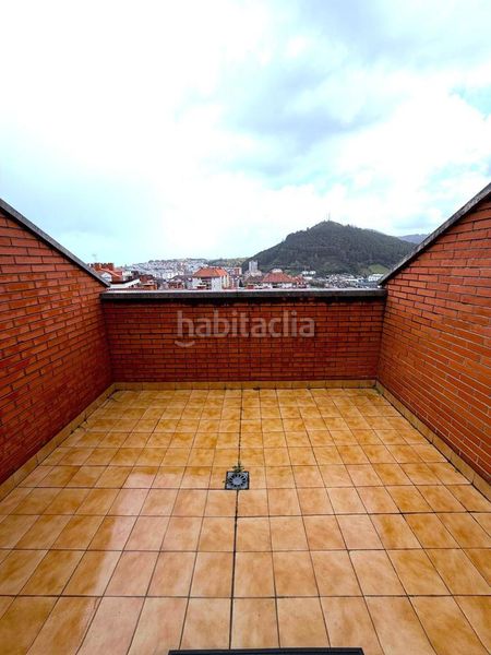 Foto ba602eb5-8f9e-486b-ae83-21aa30e68c79. Casa adossada amb calefacció aparcament a Brazomar Castro - Urdiales