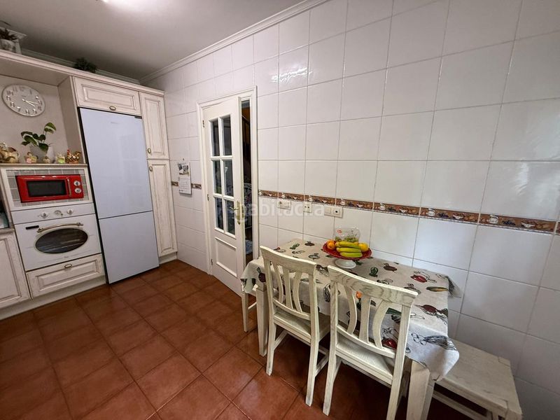 Foto c10f335d-98a9-4718-87ac-063f3a6a78ea. Casa adossada amb calefacció aparcament a Brazomar Castro - Urdiales