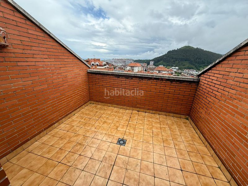 Foto d243c0d5-18cd-4d83-9a11-9e4ca68a1b2f. Casa adossada amb calefacció aparcament a Brazomar Castro - Urdiales