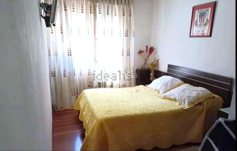 Foto 2001c8c2-100b-4903-82df-e34689573a75. Casa adossada amb calefacció aparcament a Brazomar Castro - Urdiales