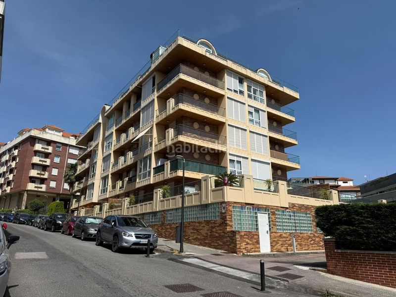 Foto 00aed6d5-b18f-4bdb-995f-bd4e618c85a0. Àtic a 1 de mayo 4 a Playa Ostende Castro - Urdiales