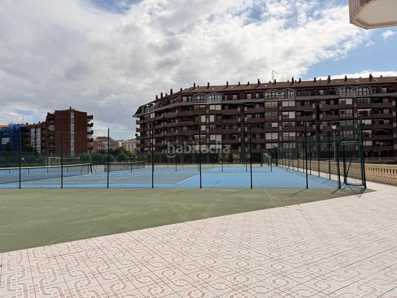 Foto 0303dfed-e897-4812-aaec-455757d423db. Pis amb calefacció aparcament piscina a Brazomar Castro - Urdiales