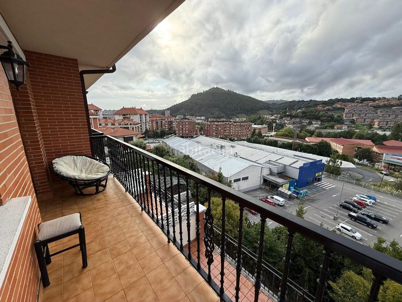 Foto 19dd42aa-8ee5-4612-9200-e6cd4fdf9392. Duplex con riscaldamento parcheggio in Brazomar Castro - Urdiales