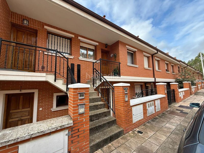 Foto a2af2459-ba7f-4bce-a89d-3e0b5c1d455e. Duplex con riscaldamento parcheggio in Brazomar Castro - Urdiales