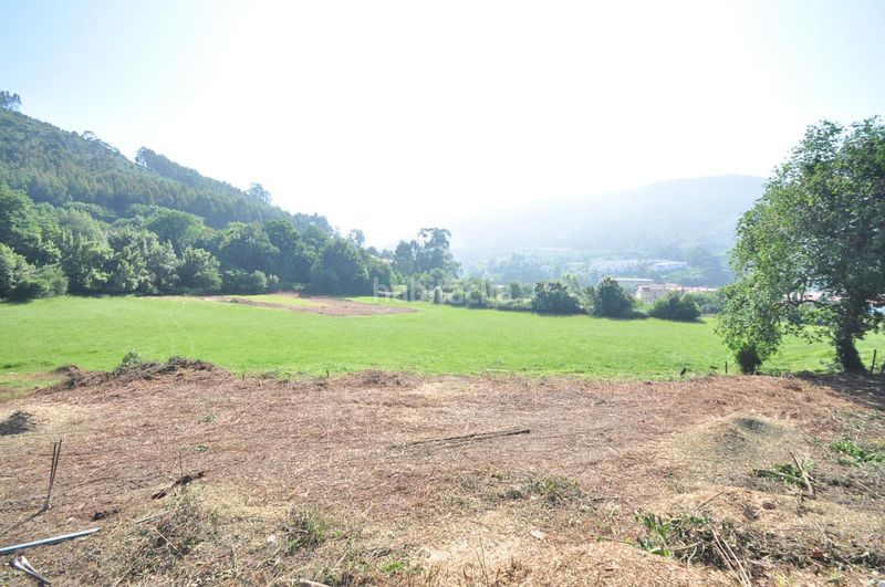 Foto f2e83d42-52dd-4208-a061-272fece89104. Terreny residencial a barrio mioño 86 a Mioño-Santullán Castro - Urdiales