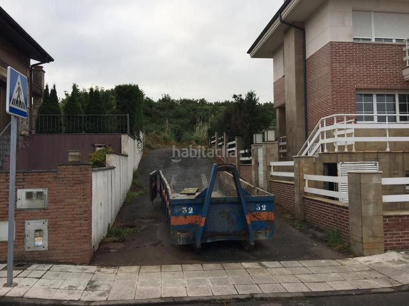 Foto 3ba0f937-4858-458c-ae8b-f044cbae80b3. Terreny residencial a avenida de españa 46l a Cotolino Castro - Urdiales