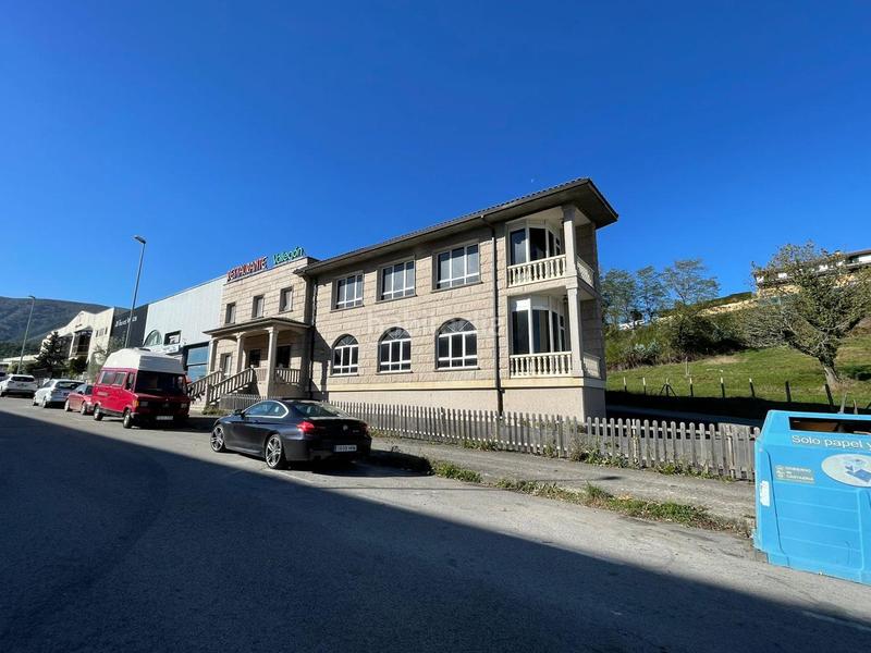 Foto 161cbda9-e500-4d8b-83cb-3ecc67e48559. Appartamento in barrio sámano-vallegón 1 in Samano Castro - Urdiales