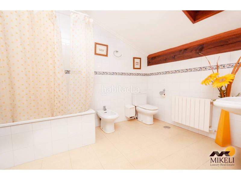 Foto a96217b7-b1e8-43aa-9287-b450fe0ed842. Casa casona cántabra , piedra y madera , oreña , venta , cantabria en Alfoz de Lloredo