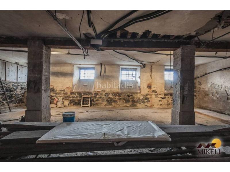 Foto 235c8a51-722d-4a6b-8ae5-cd94f4a7eb5a. Local comercial a Puerto Chico Santander