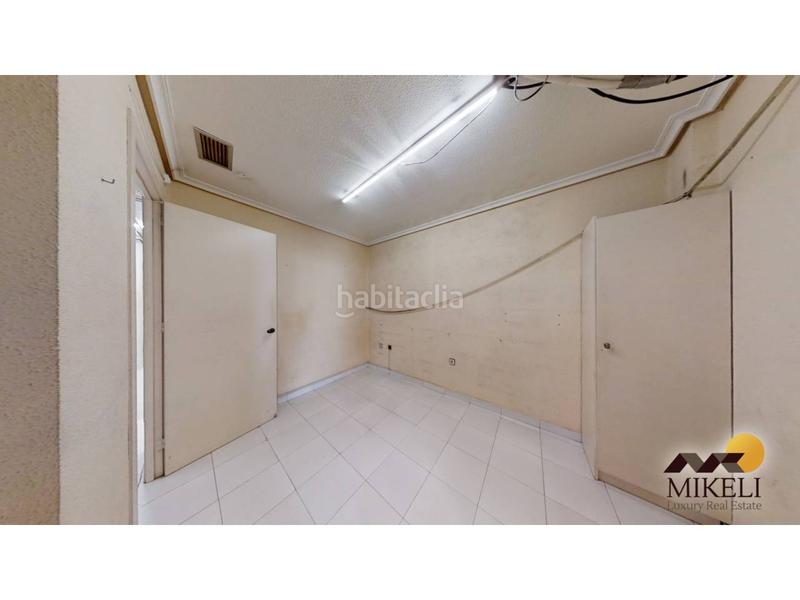 Foto 64654b24-6c85-461a-8b24-b8c2d920d681. Alquiler local comercial local en alquiler en puertochico en Santander